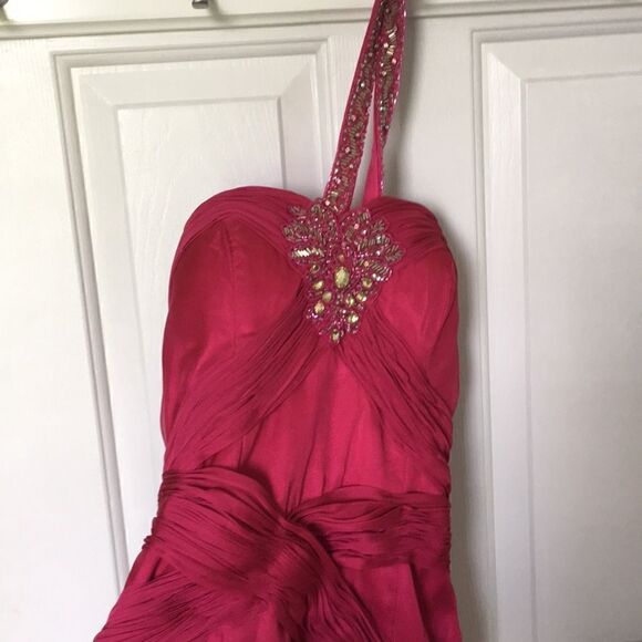 David’s bridal size 1/2 fusia dress - Picture 3 of 6